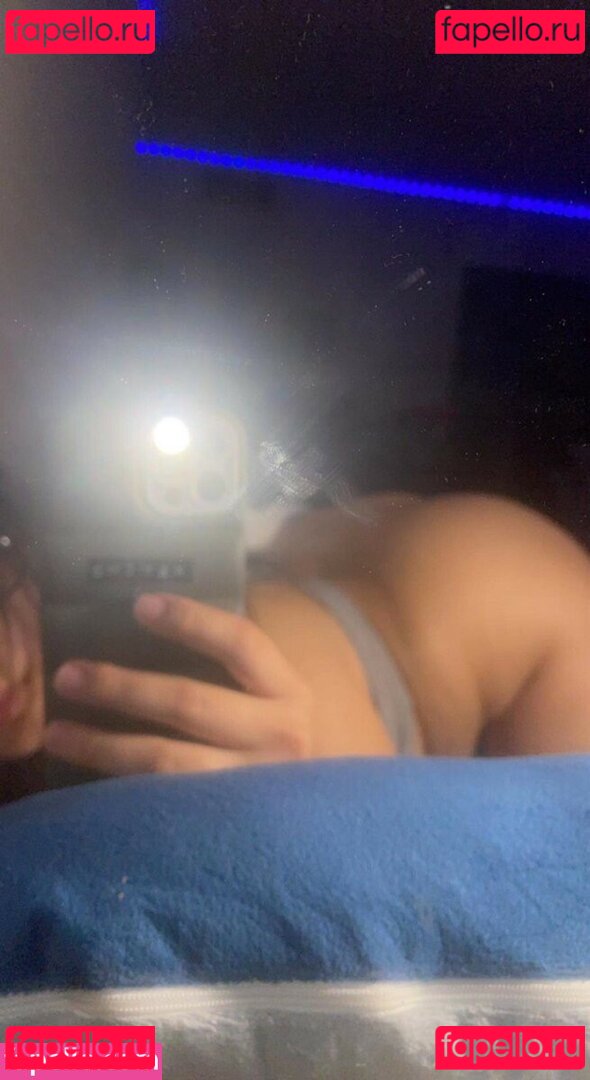 Hmong / Sexybratzp / sexybratt Onlyfans Photo Gallery 