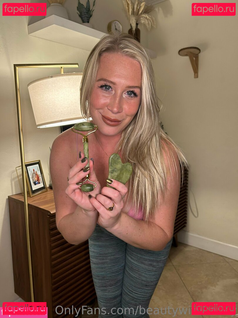 beautywithbailey / beautywithbay Onlyfans Photo Gallery 