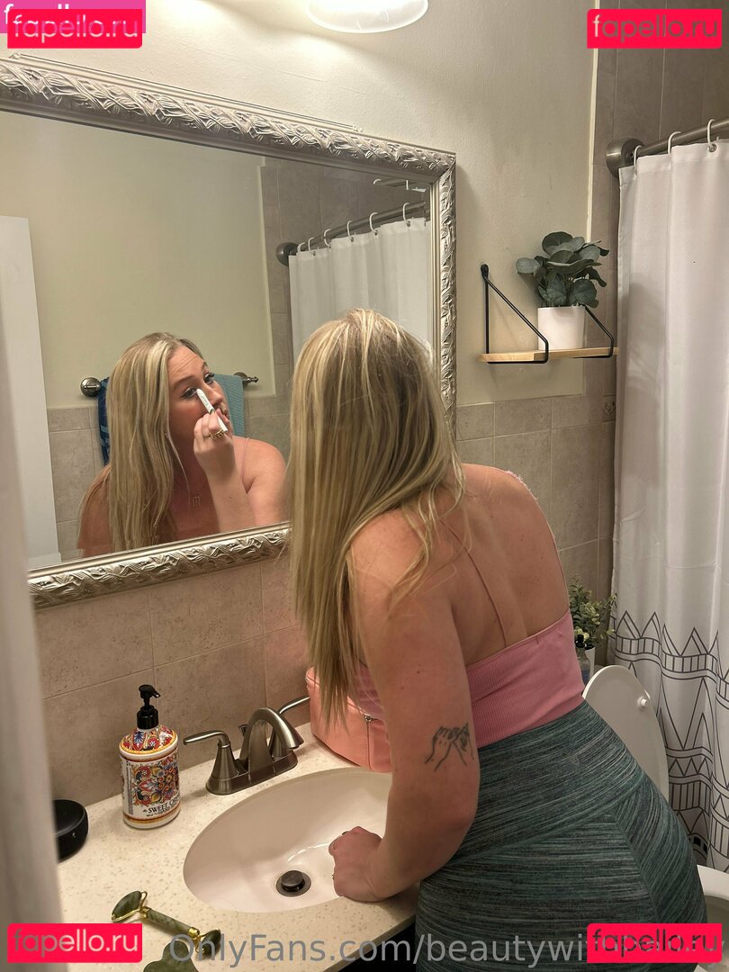 beautywithbailey / beautywithbay Onlyfans Photo Gallery 