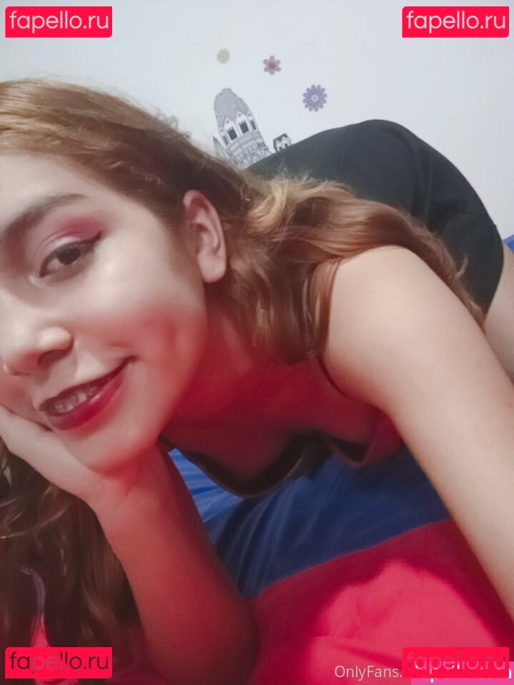 vaioletbrit Onlyfans Photo Gallery 