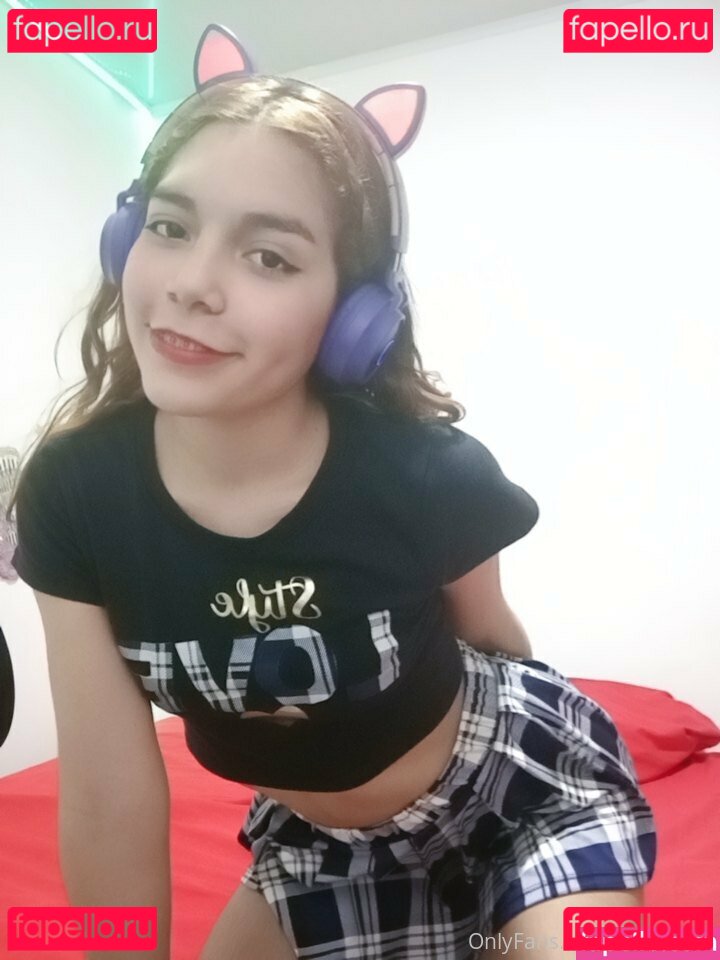 vaioletbrit Onlyfans Photo Gallery 