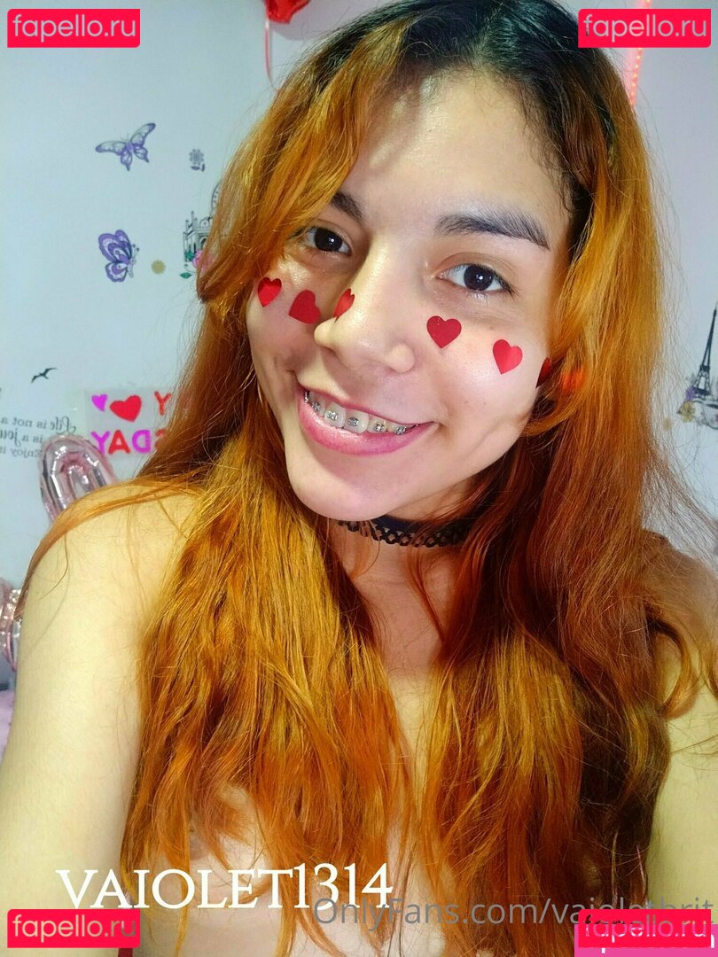 vaioletbrit Onlyfans Photo Gallery 