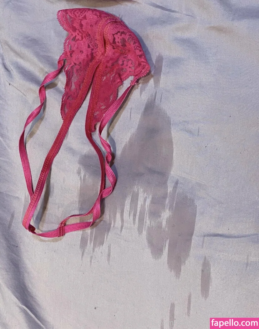 peachesisastonedfruit2 Onlyfans Photo Gallery 