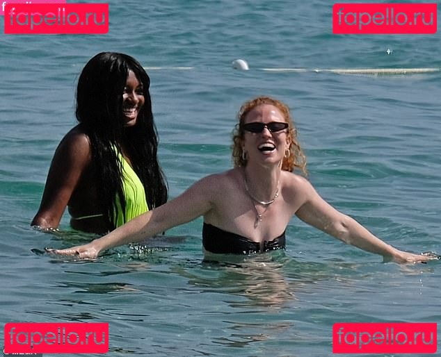 Jess Glynne / jessglynne Onlyfans Photo Gallery 