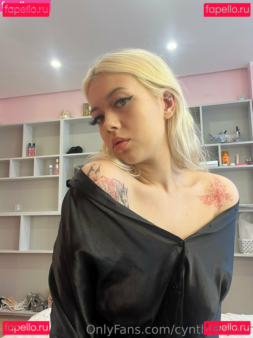 cyndi2times / cynthiacyndi Onlyfans Photo Gallery 