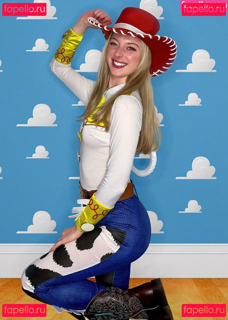 Bubbell / buttmior / itsbubbell Onlyfans Photo Gallery 