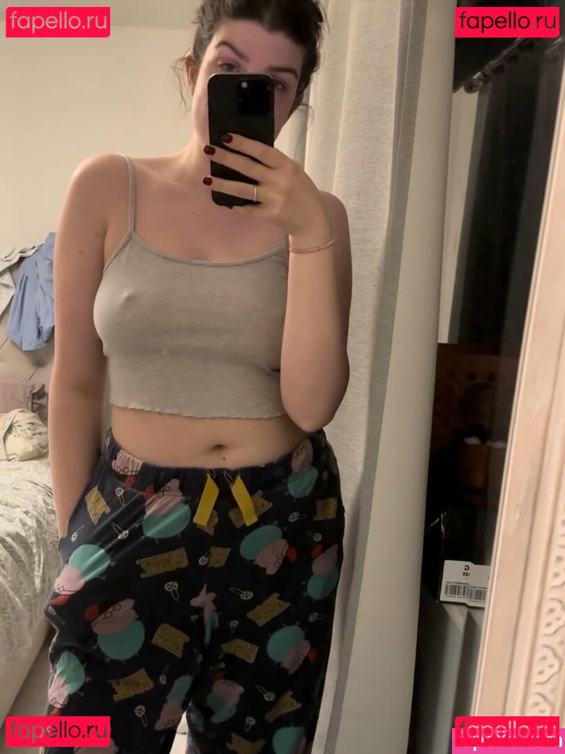 Amy Elle / amyelle / amyellestrange / amyshome Onlyfans Photo Gallery 