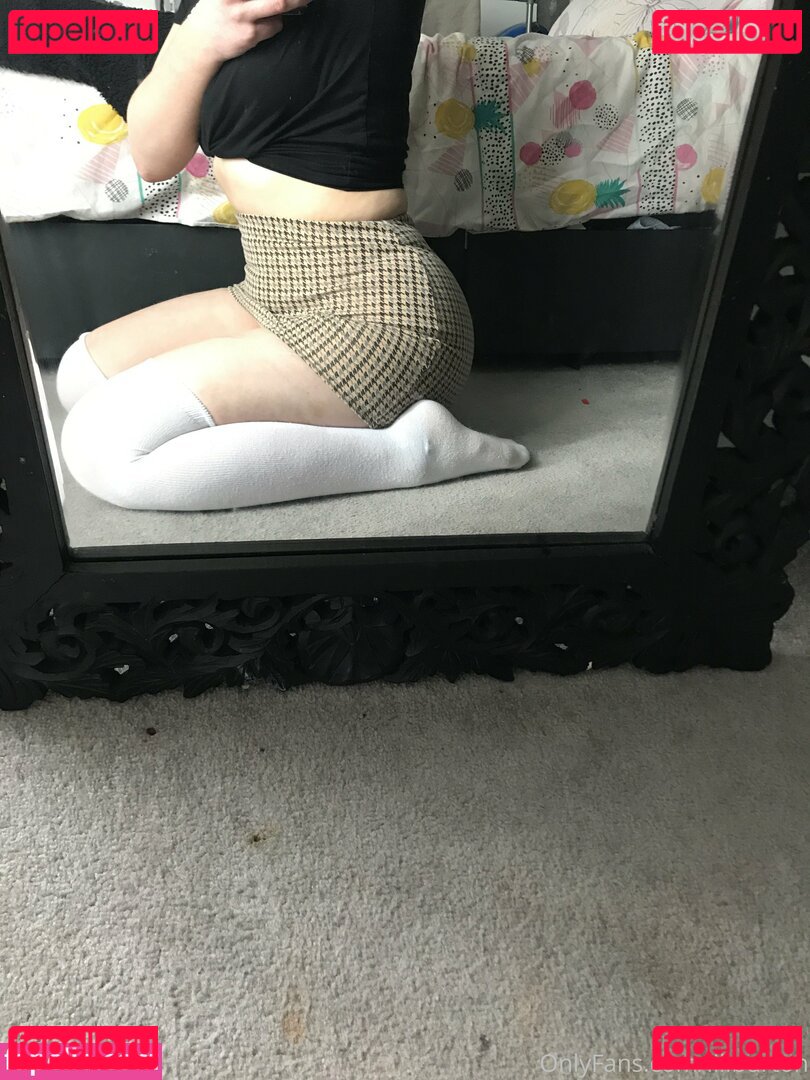 lillburton / lillbutton Onlyfans Photo Gallery 