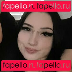 Emilyy Manson / spitreligion Onlyfans Photo Gallery 