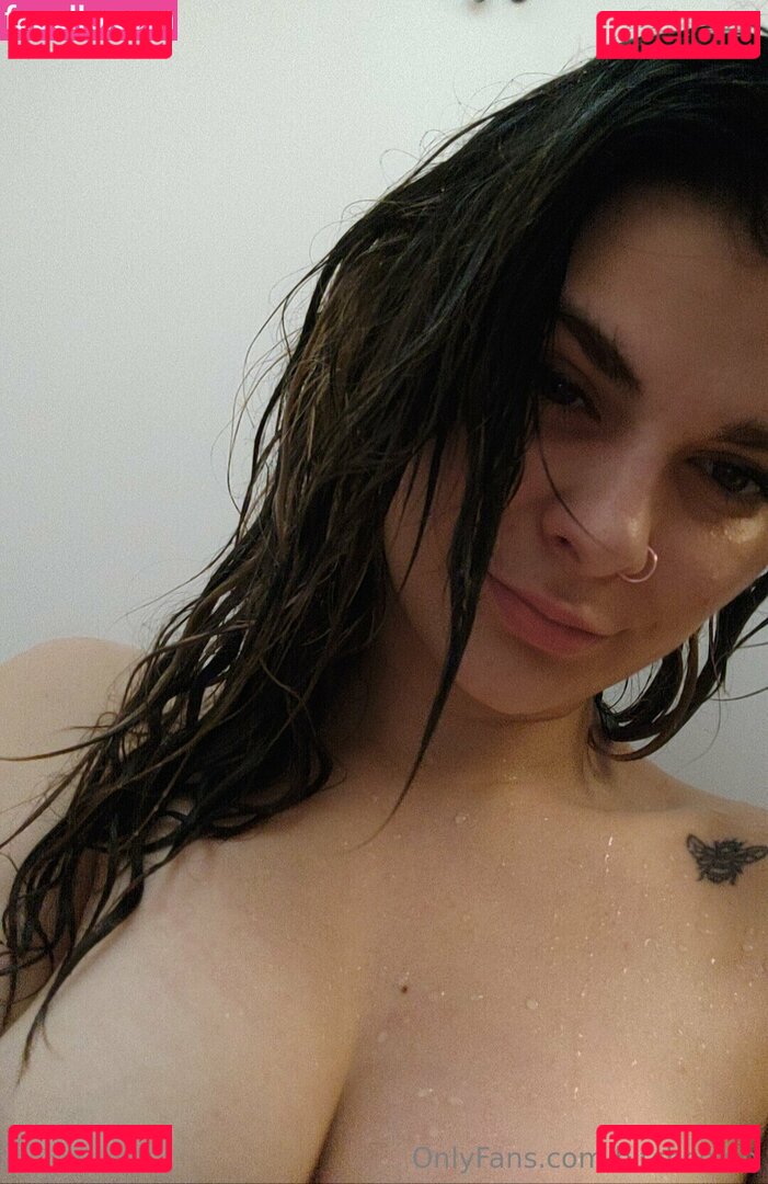 whothefuckiszizzy / zejizzy Onlyfans Photo Gallery 