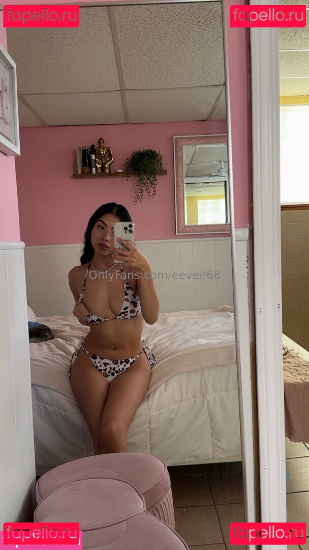 eevee68 Onlyfans Photo Gallery 