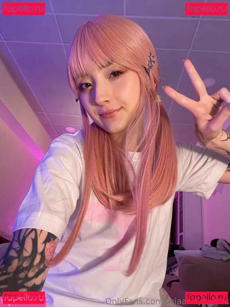 miaandyours / miaandyoursss Onlyfans Photo Gallery 