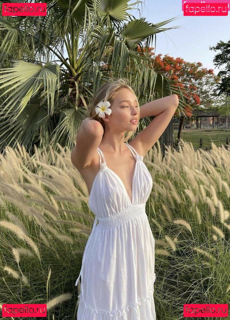 Milena Ioanna / imilenaioanna Onlyfans Photo Gallery 