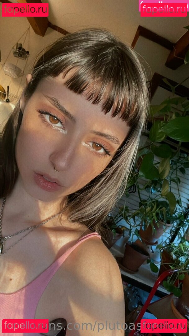 Pluto Moon / pluto.moon / plutoastrology Onlyfans Photo Gallery 