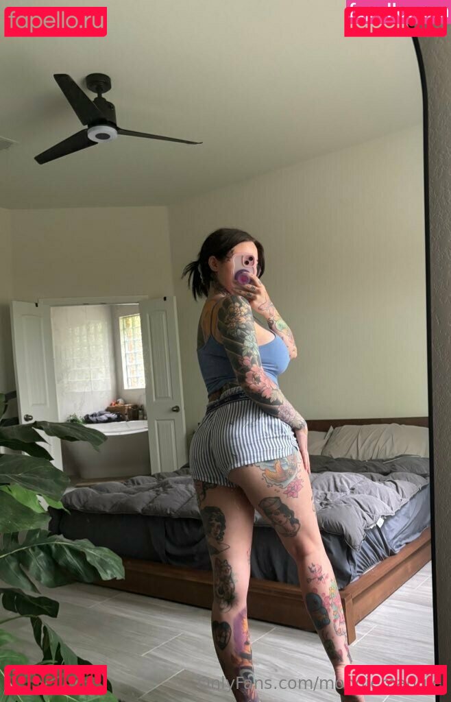 Juneeberri Onlyfans Photo Gallery 