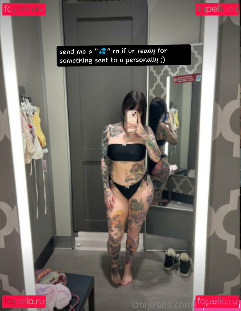 Juneeberri Onlyfans Photo Gallery 