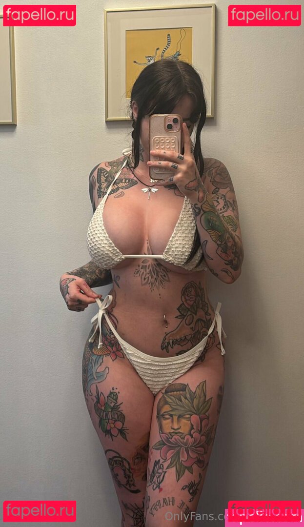 Juneeberri Onlyfans Photo Gallery 