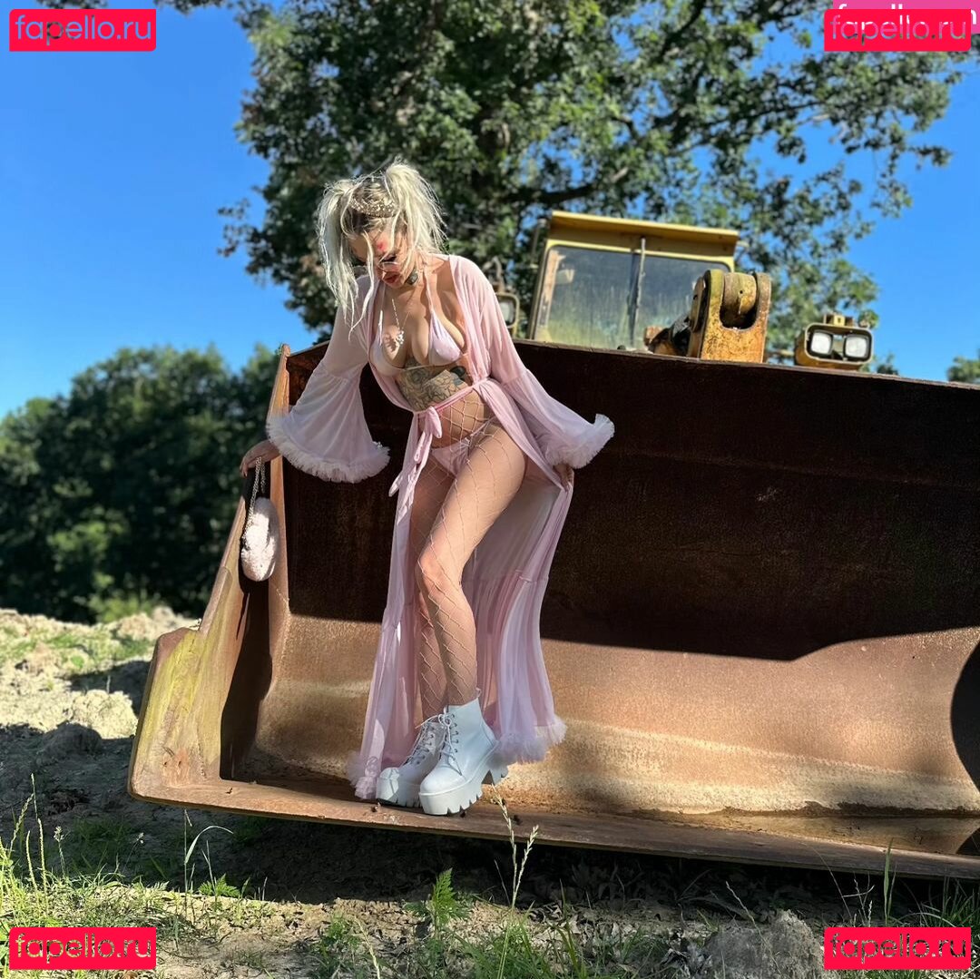 Olivia Deveroux / oliviadeveroux / peachysoftsub Onlyfans Photo Gallery 