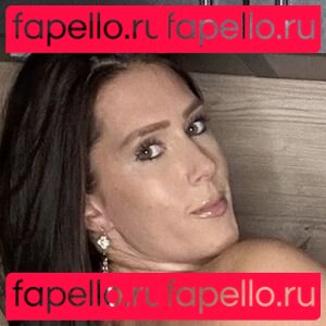 leonieschwarz Onlyfans Photo Gallery 