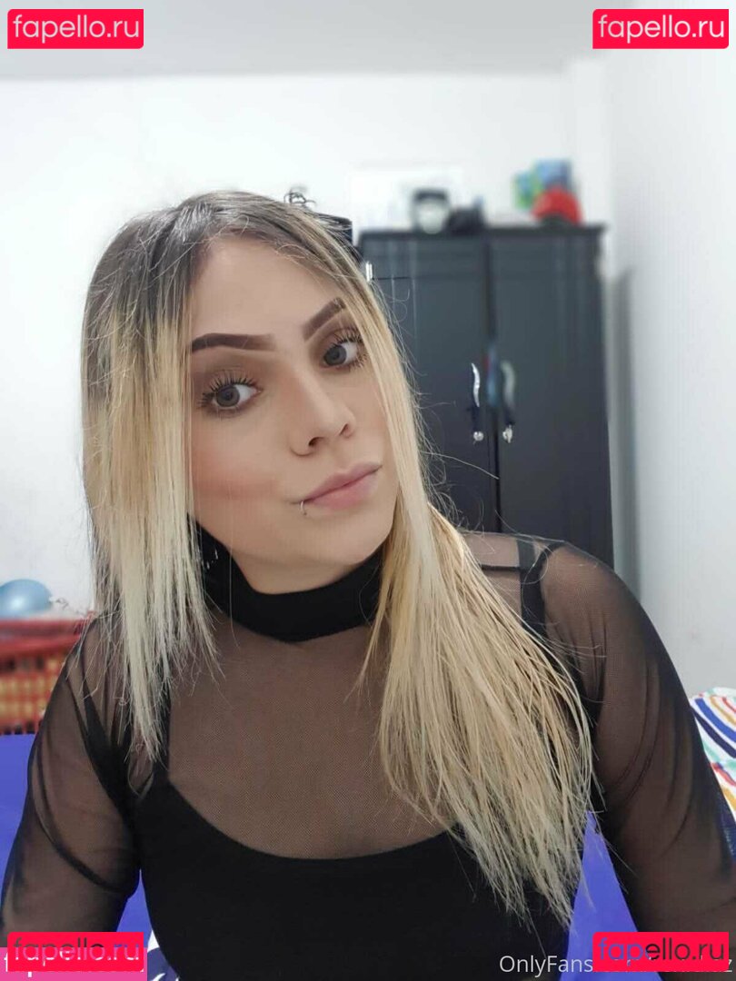 roxdiaz Onlyfans Photo Gallery 