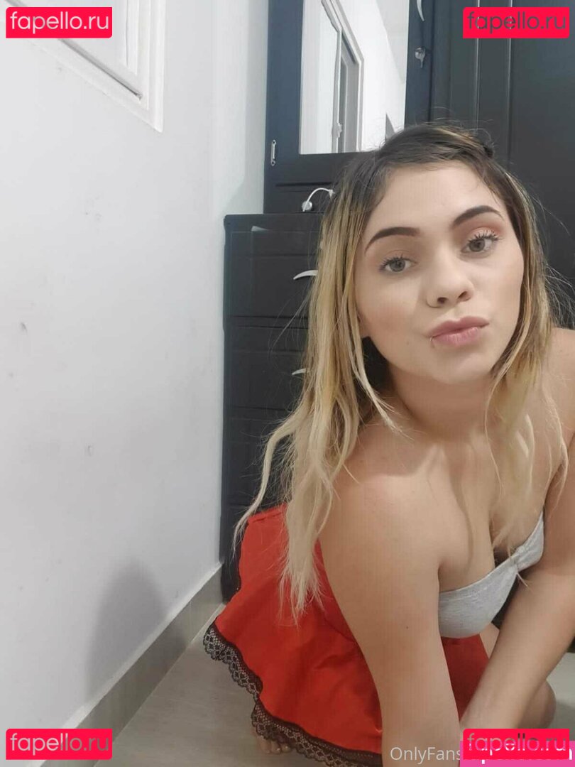 roxdiaz Onlyfans Photo Gallery 