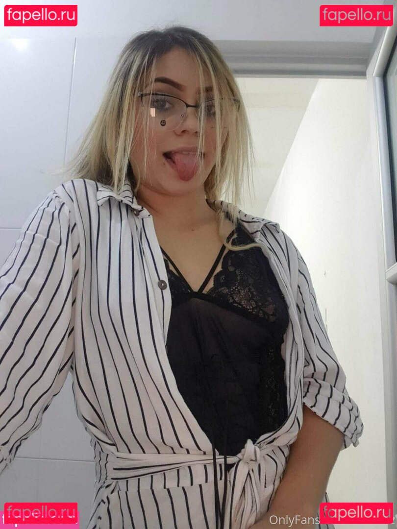 roxdiaz Onlyfans Photo Gallery 