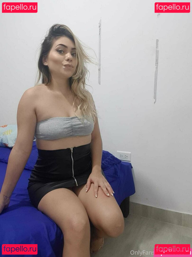 roxdiaz Onlyfans Photo Gallery 