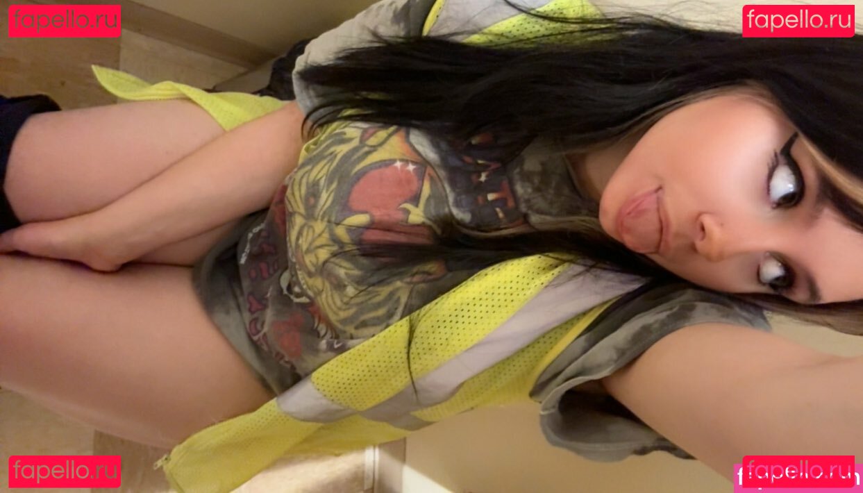 Gfaceluvr / Nicole / Octoberluvr Onlyfans Photo Gallery 