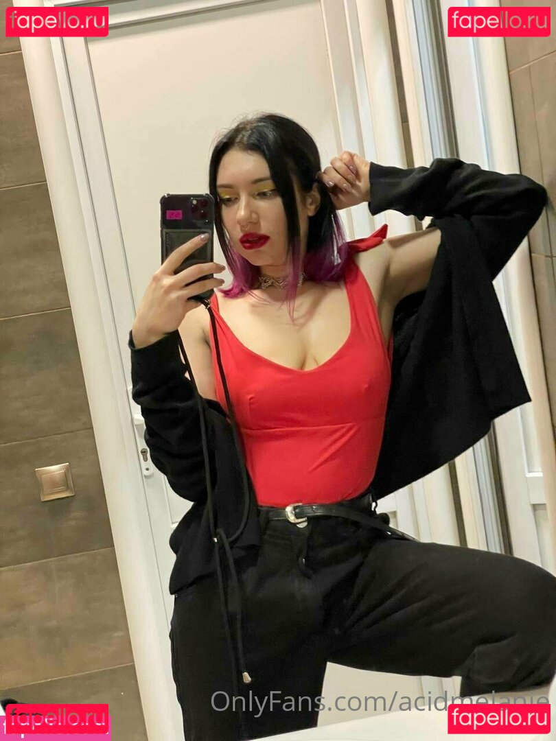 acidmelanie / akamelanie Onlyfans Photo Gallery 
