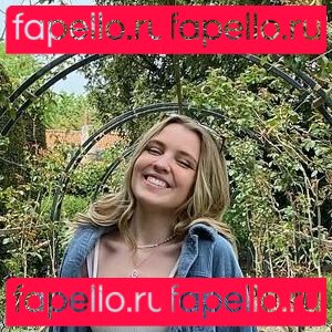 darceyxc / darcie_does_it / twitchdarceyxc Onlyfans Photo Gallery 