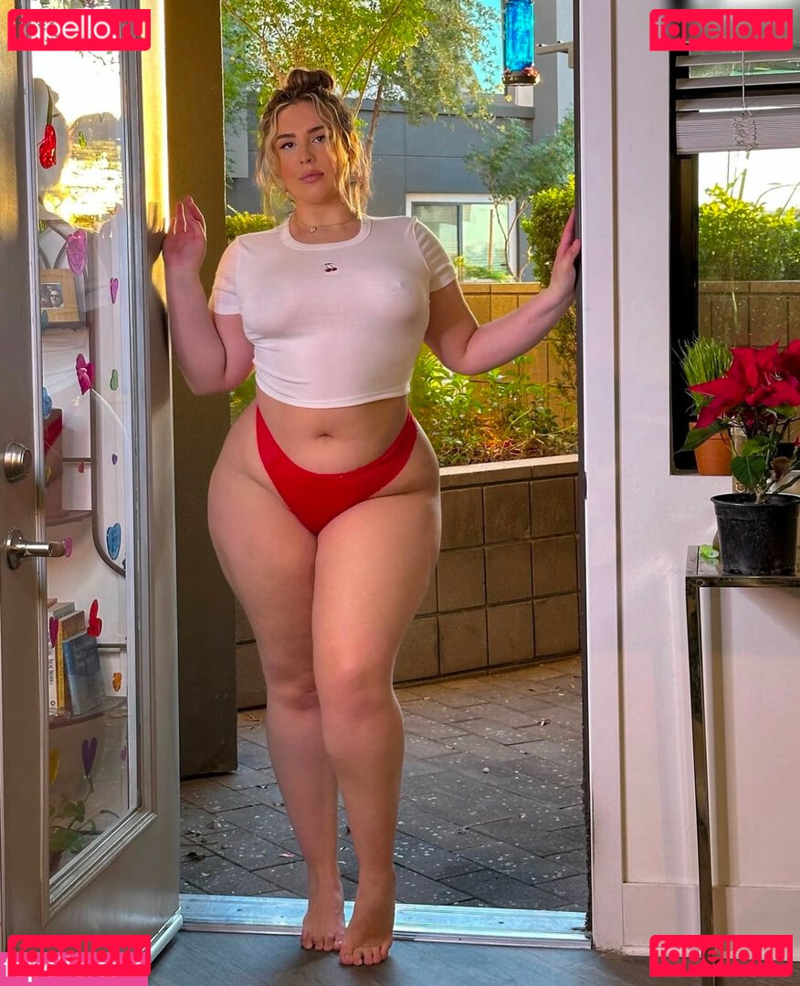 Nicki Dee / Nixxdee Onlyfans Photo Gallery 