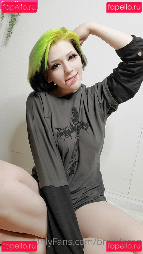 nekobread Onlyfans Photo Gallery 