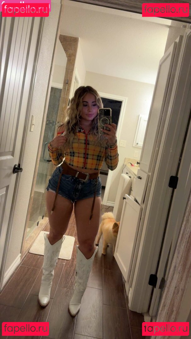 Saren1 / fit_sare Onlyfans Photo Gallery 