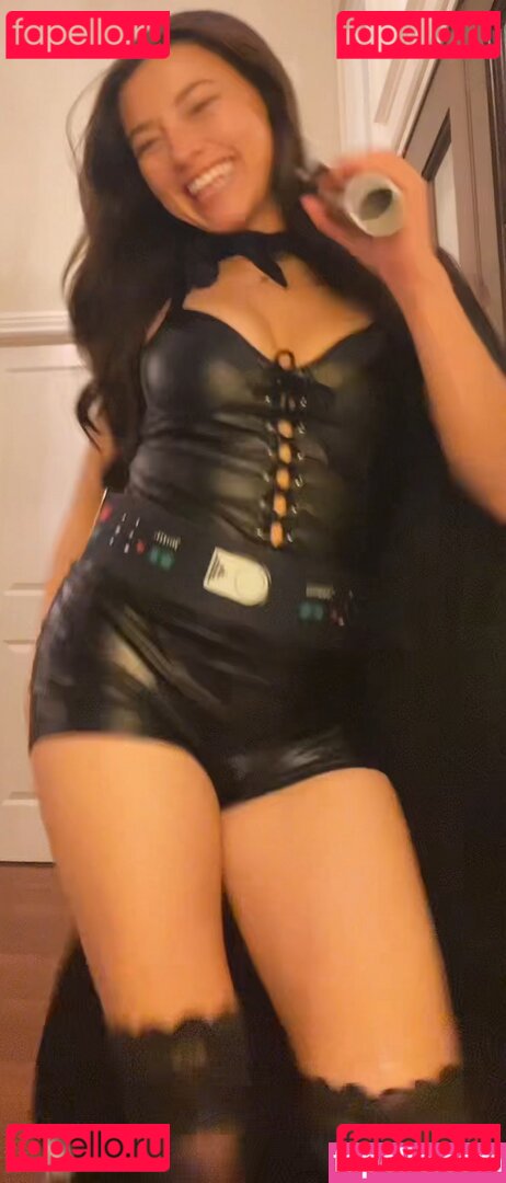 Megan Lee / meganhanalee Onlyfans Photo Gallery 