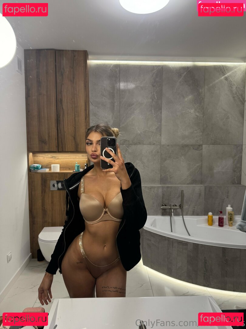 madzialos Onlyfans Photo Gallery 