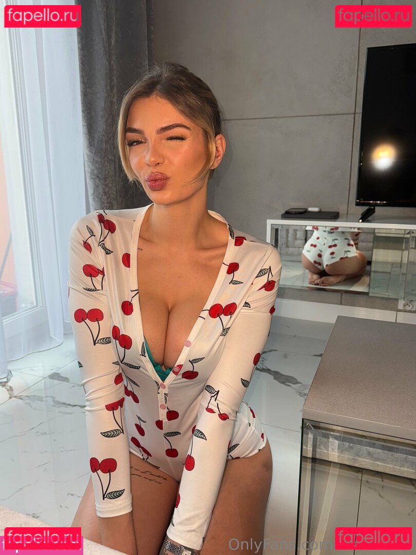 madzialos Onlyfans Photo Gallery 