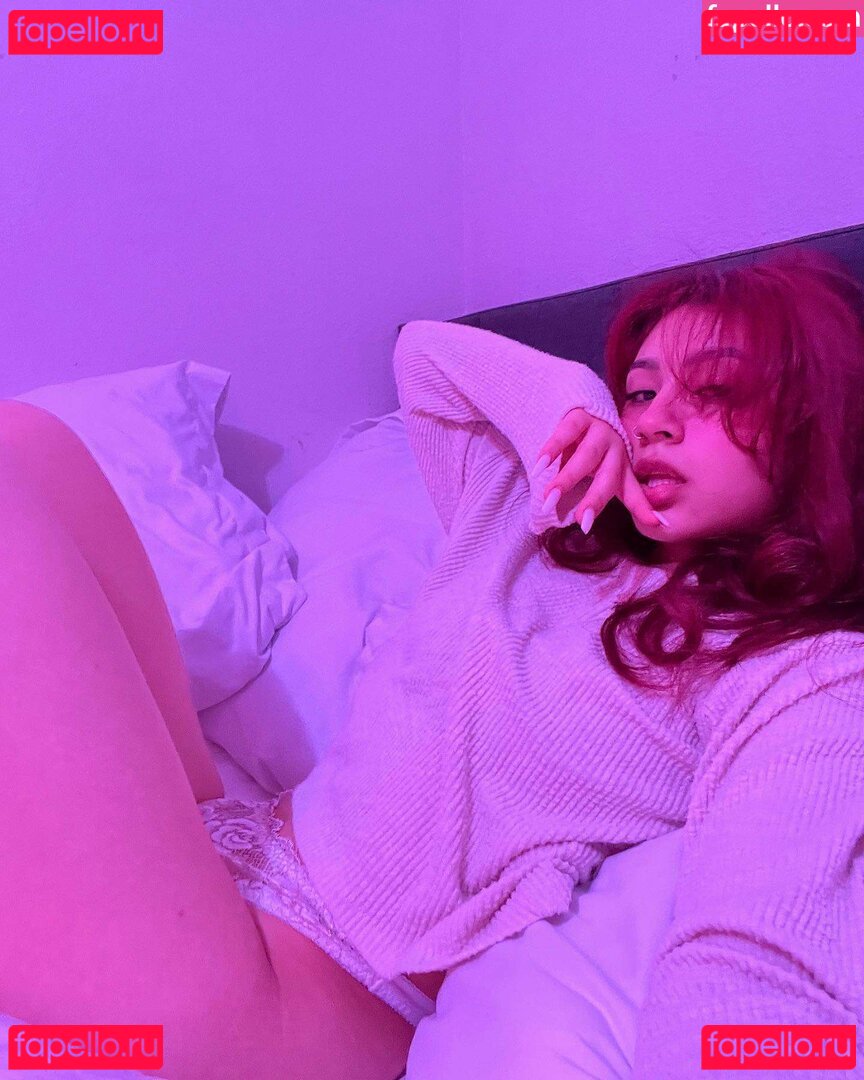 kimmyroxana / xoroxxy Onlyfans Photo Gallery 