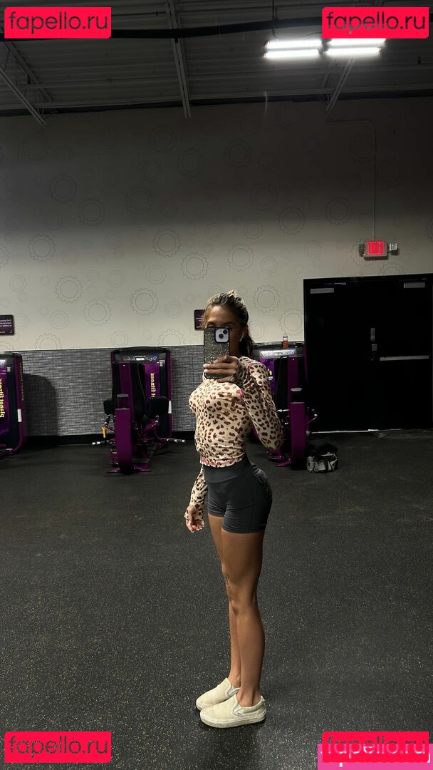 tinyteaserrtt / treena_berry_ Onlyfans Photo Gallery 