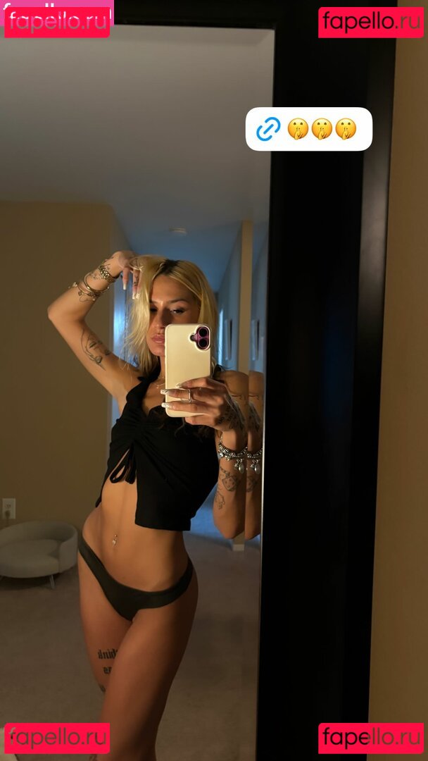 tinyteaserrtt / treena_berry_ Onlyfans Photo Gallery 