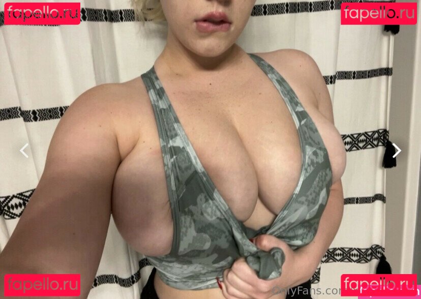 Xohalz444 / haleybrooks18 Onlyfans Photo Gallery 