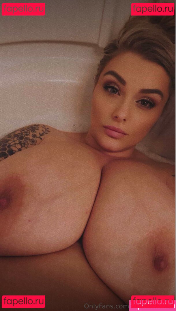 mamahailstorm / mamahailstormofficial Onlyfans Photo Gallery 