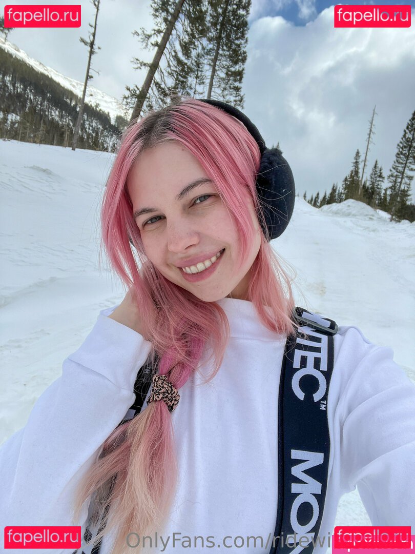 awesomexcarms / ridewithcarms / ridingwithcarms Onlyfans Photo Gallery 