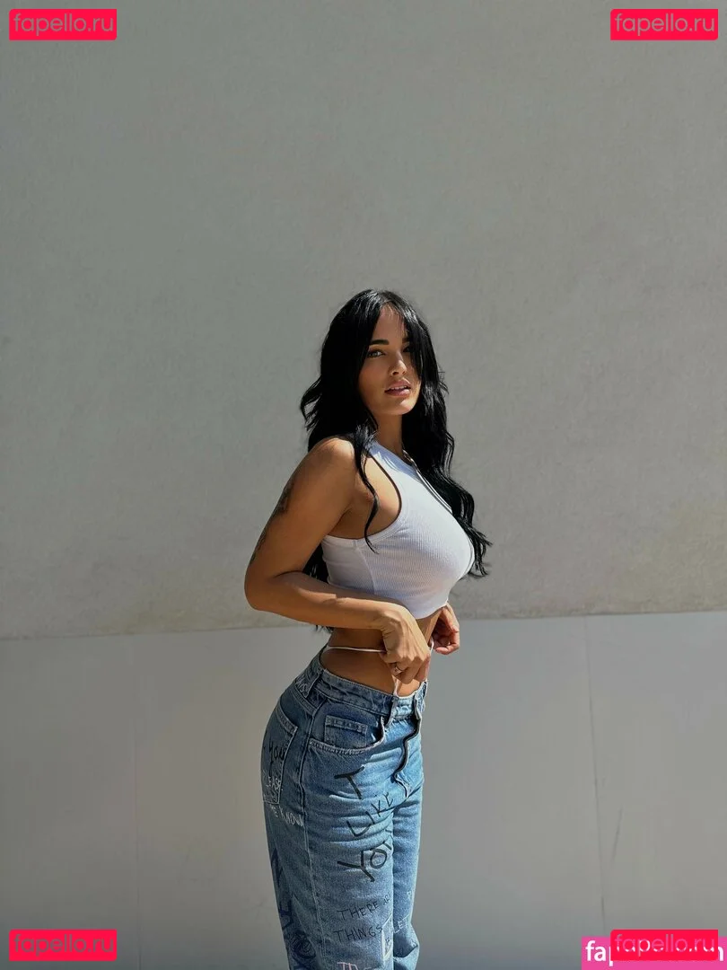 claudiabavel Onlyfans Photo Gallery 