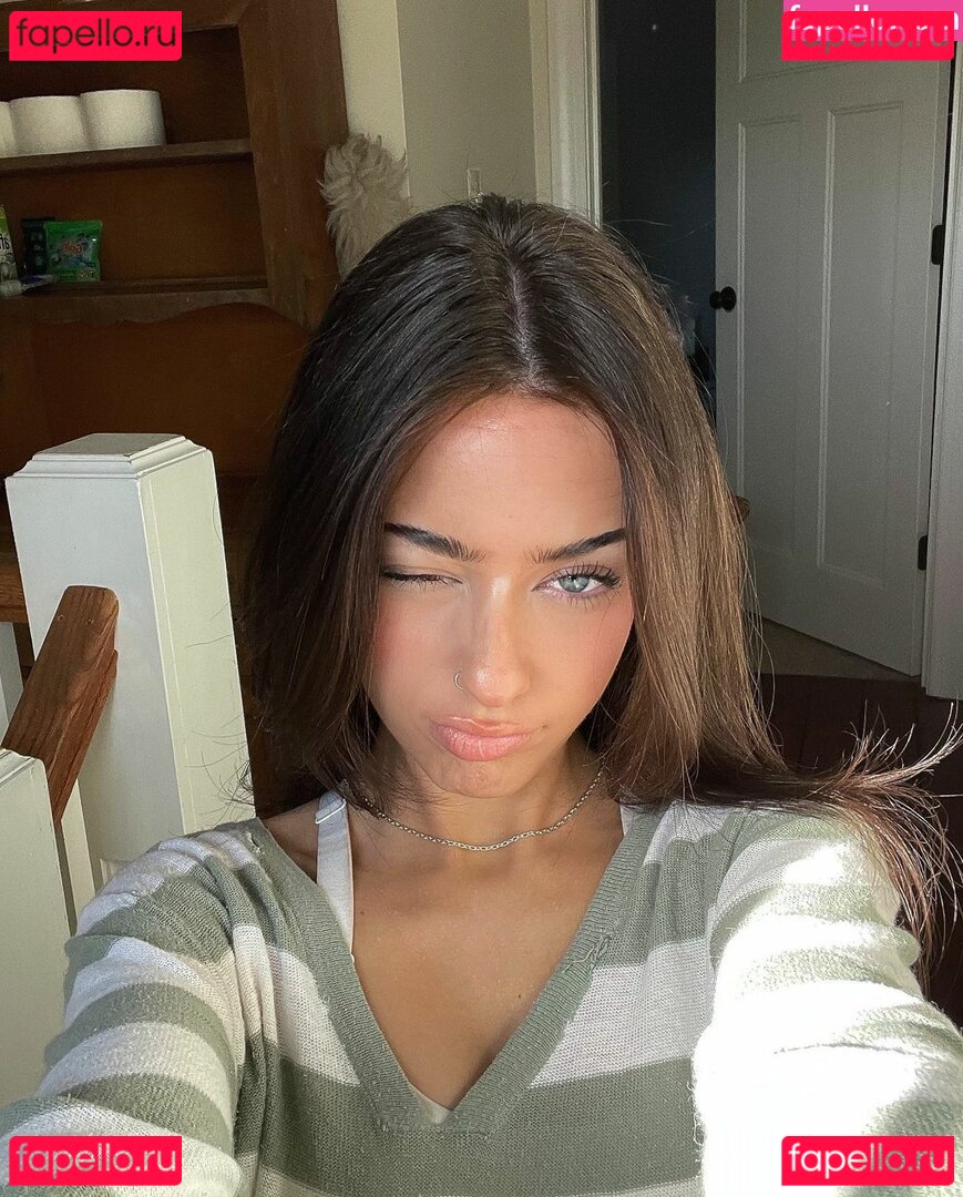 Lily Weber / itslily.w Onlyfans Photo Gallery 