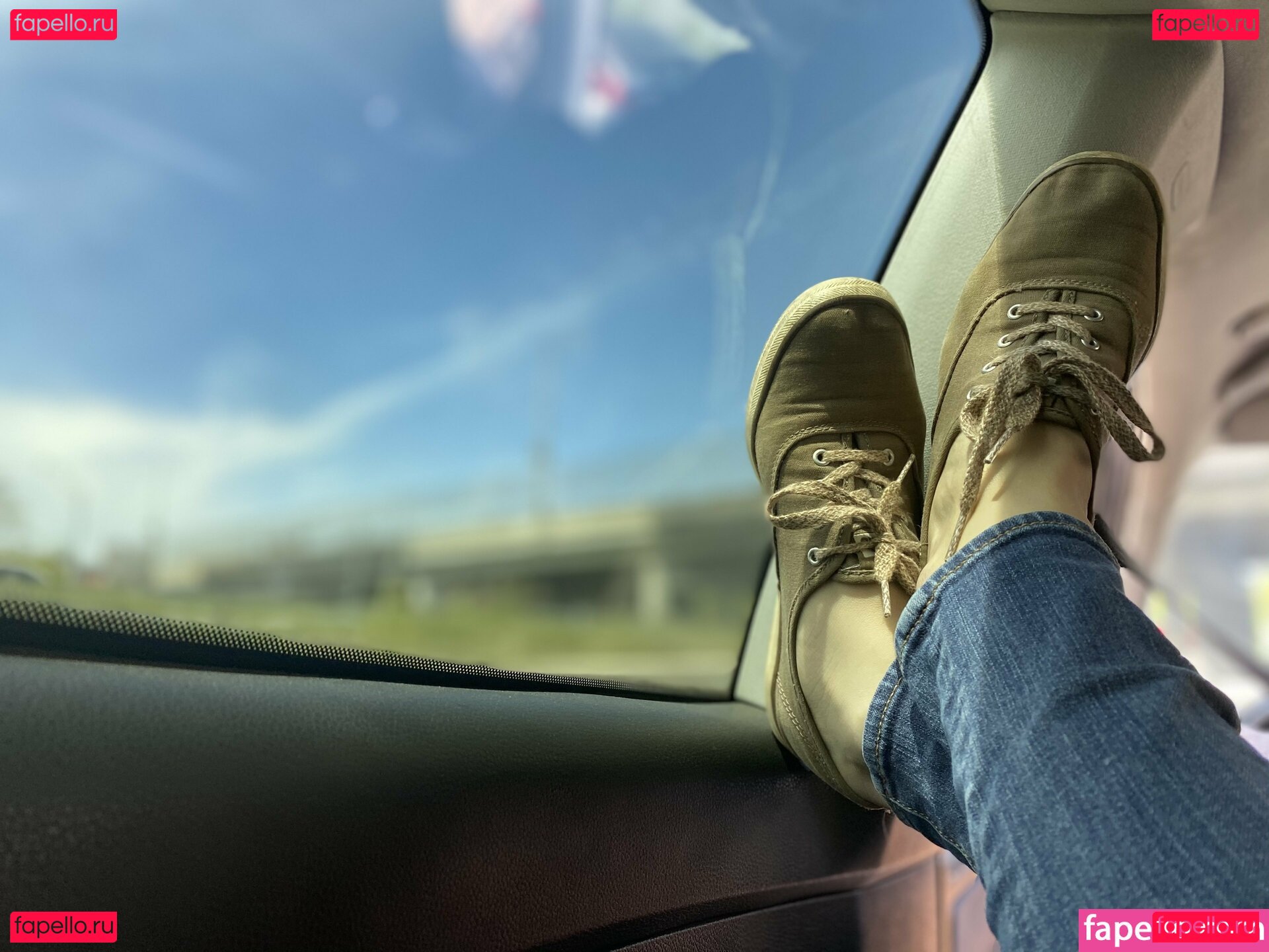 _maze4play1 / maze4play Onlyfans Photo Gallery 