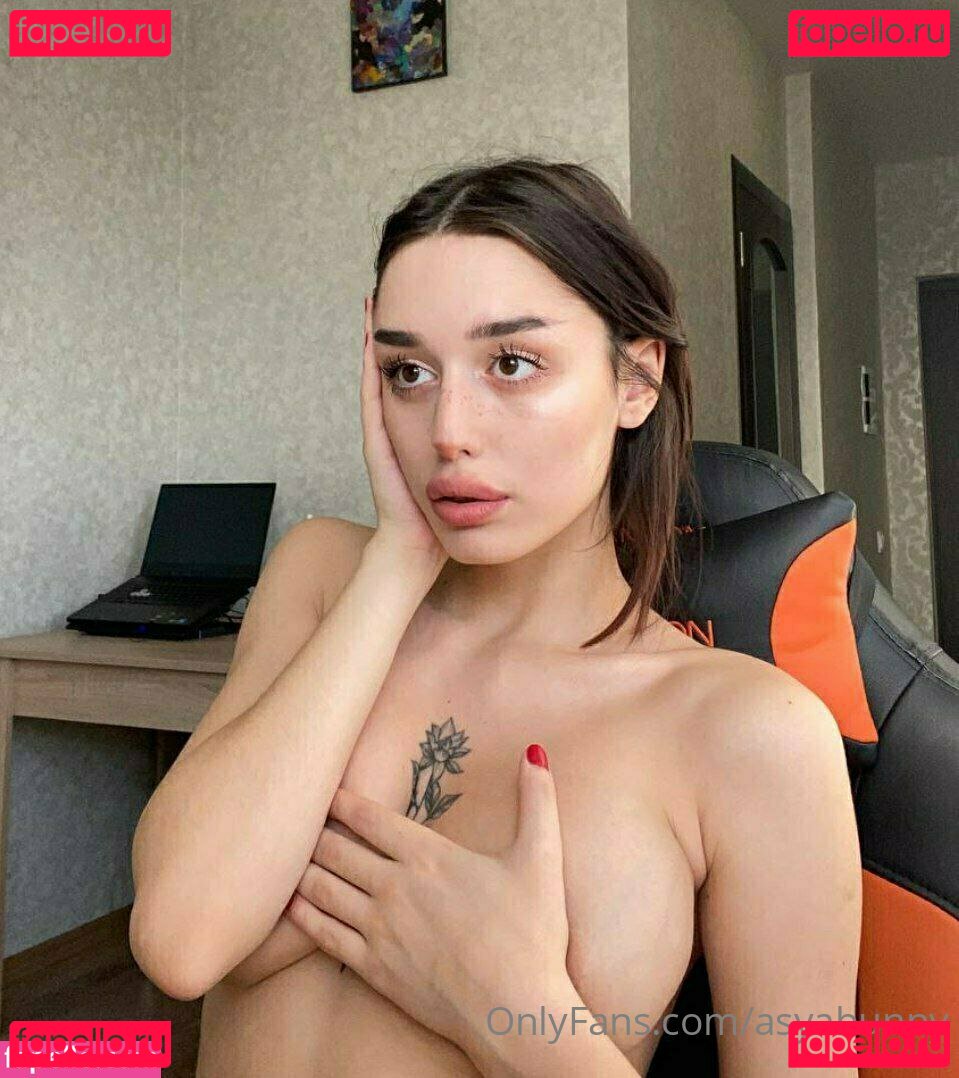 asyabunny / lizakrupina Onlyfans Photo Gallery 