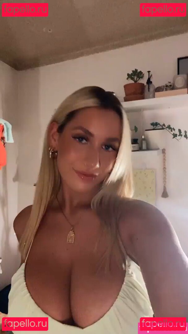 Ariel D / ariel.d / ariel_d Onlyfans Photo Gallery 