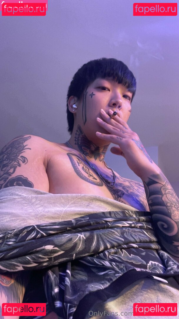 lyricaleggroll / lyricaleggroll1 Onlyfans Photo Gallery 