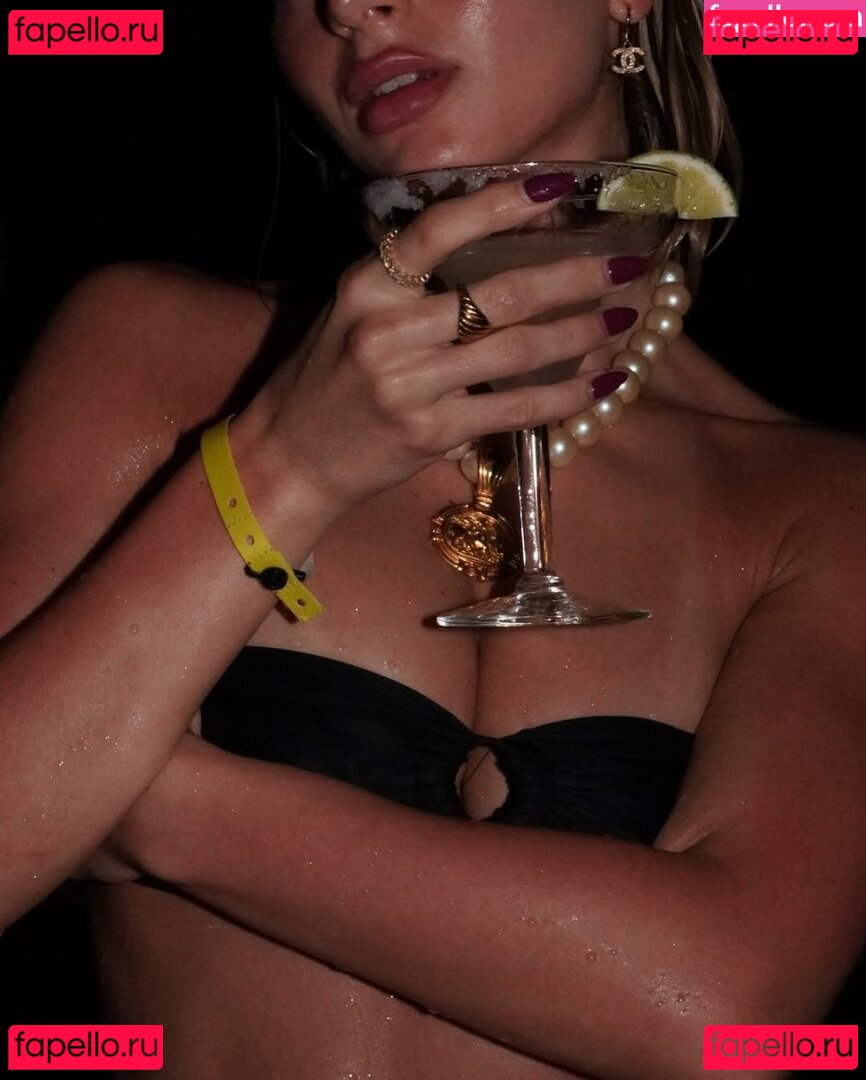 mariapazhilg Onlyfans Photo Gallery 