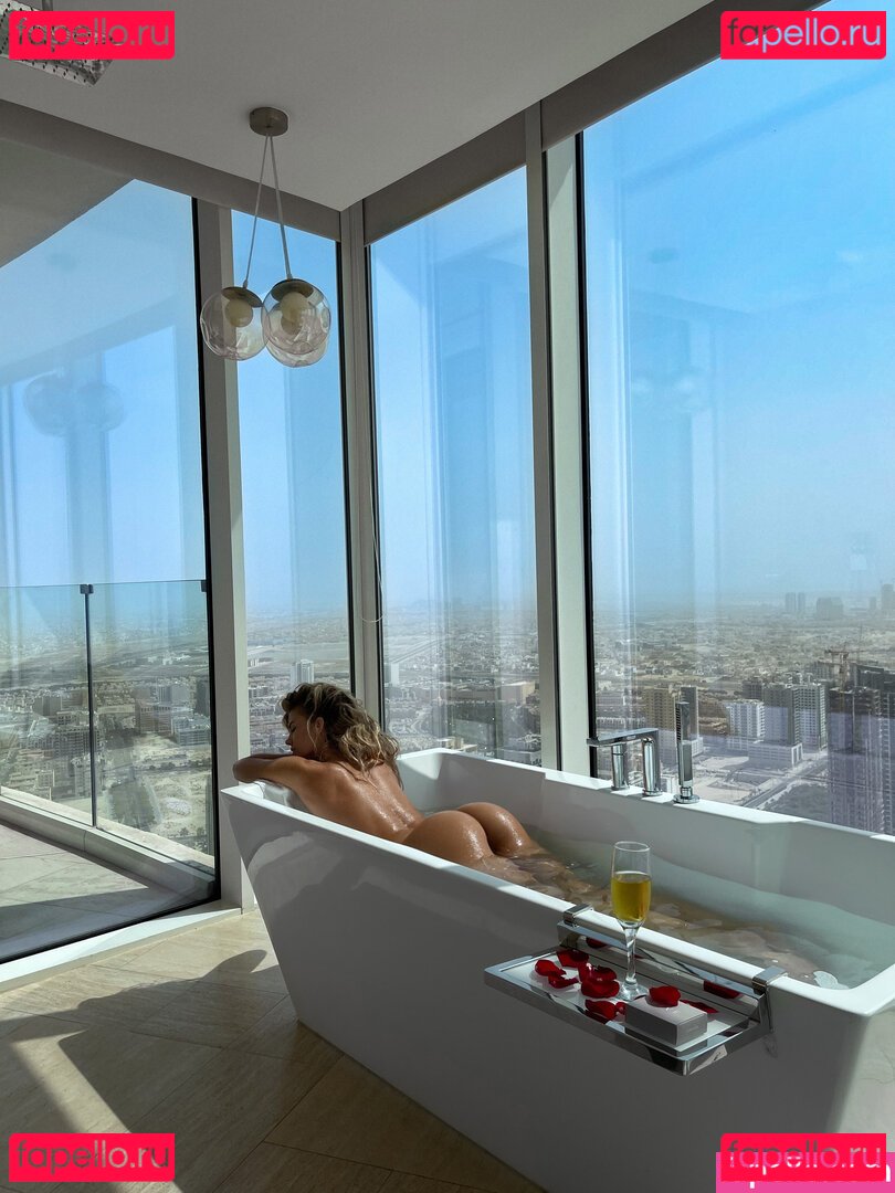 Natalee / natalee.007 Onlyfans Photo Gallery 